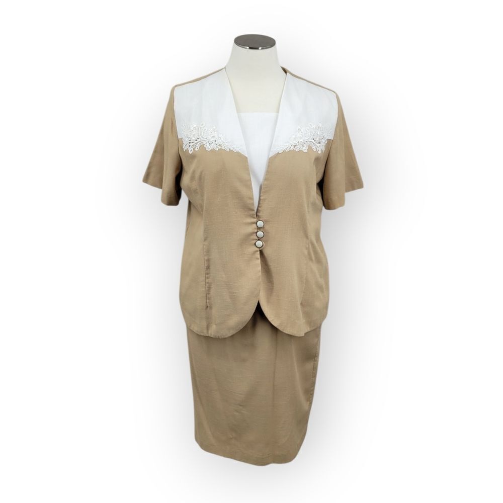 Via Sant Andrea Vintage Tan and White Two Piece Outfit Matching Skirt Set Suit
